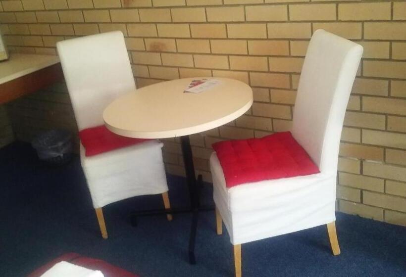 Номер Стандарт, Nambour Central Motel