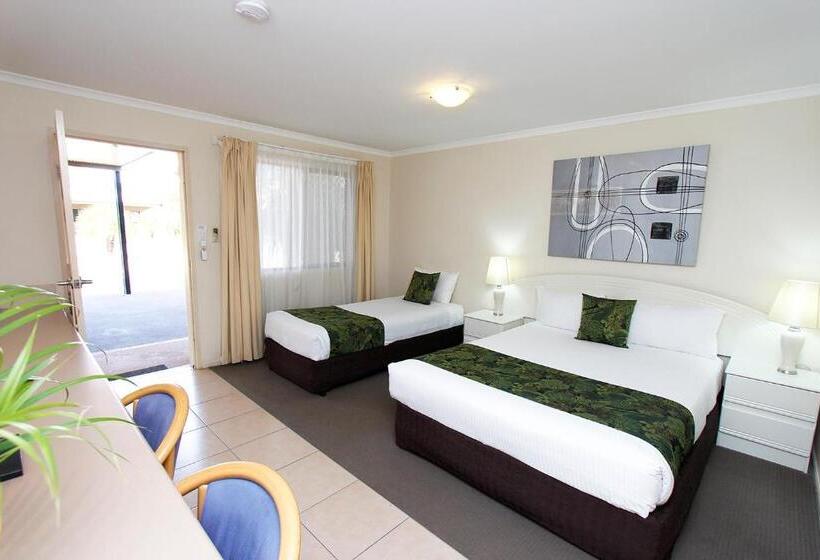 Номер Стандарт, The Palms Motel