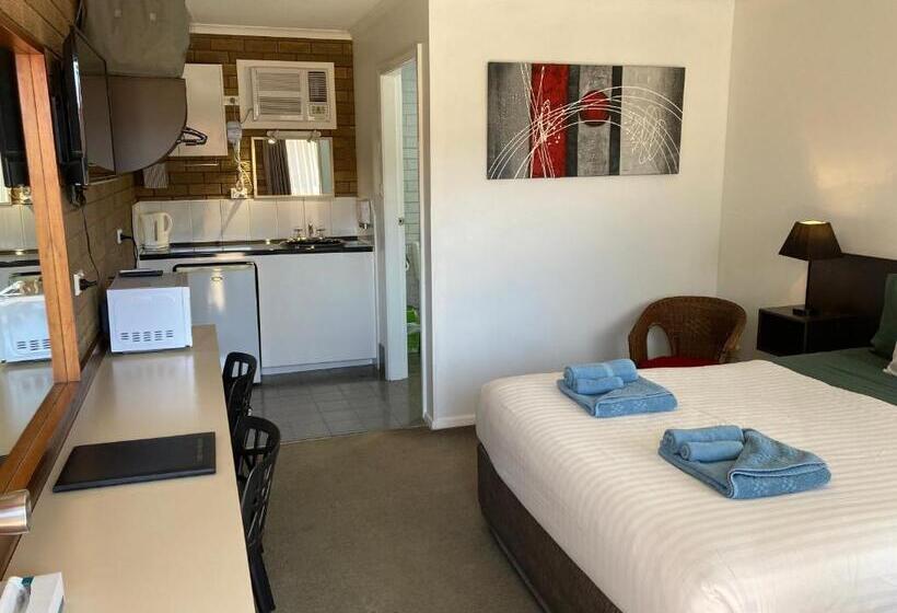 Номер Deluxe, Camellia Motel