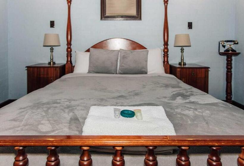 Номер Стандарт, Settlers Hotel York