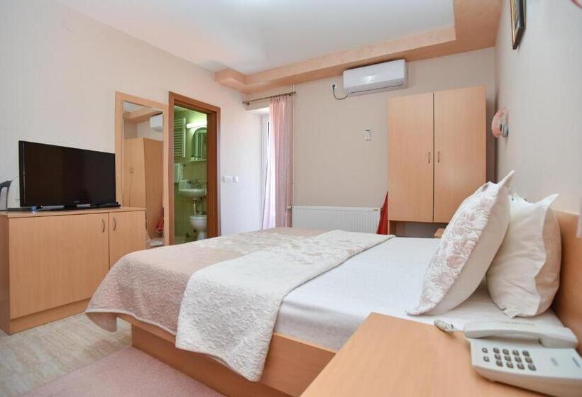 اتاق استاندارد با چشم‌انداز دریا, Apartments And Rooms Drago