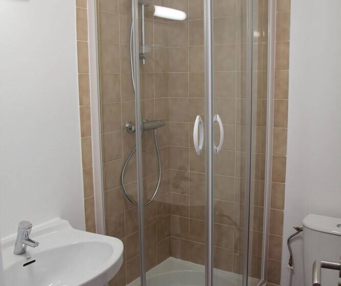 اتاق استاندارد یک نفره, Auberge De Jeunesse D Orleans