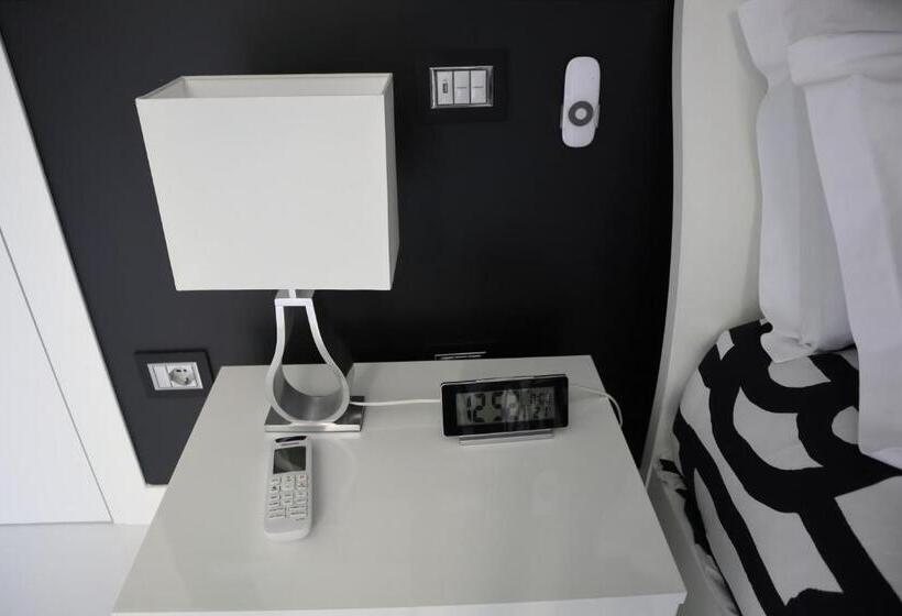 آپارتمان 1 خوابه با بالکن, Rettifilo 201 Exclusive Rooms