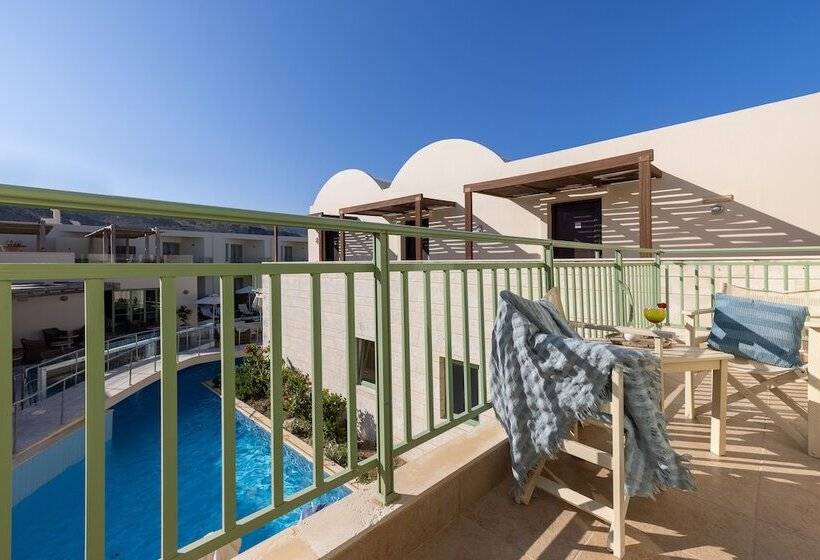 سوییت, Giannoulis   Grand Bay Beach Resort