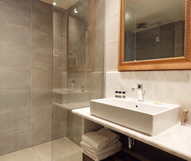 اتاق استاندارد با چشم‌انداز باغ, Giannoulis   Grand Bay Beach Resort