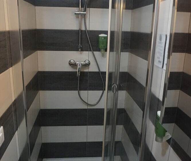 Номер Стандарт, Comfort Hotel Rouen Alba