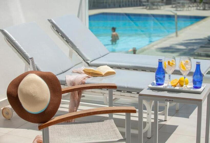 Полулюкс Вид на Бассейн, Limanaki Beach Hotel & Suites