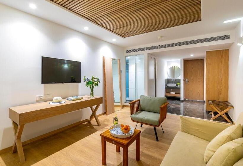 Люкс Executive Вид на Море, Limanaki Beach Hotel & Suites