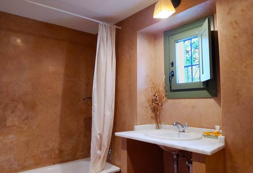 Люкс, Boutique Molino Del Arco