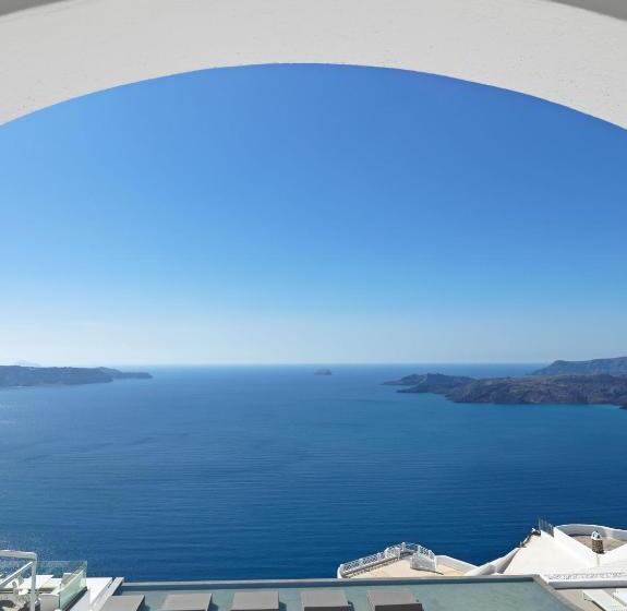 سوئیت با چشم‌انداز, Lilium Hotel Santorini