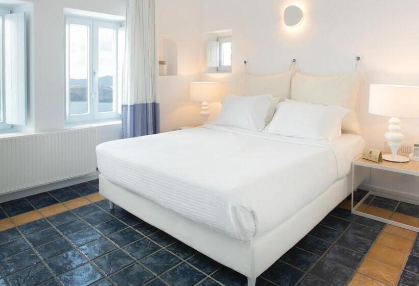 سوئیت با چشم‌انداز, Lilium Hotel Santorini