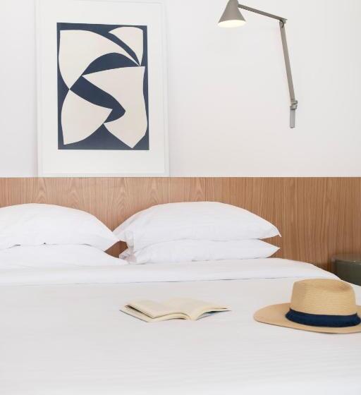 سوییت با استخر, Lilium Hotel Santorini