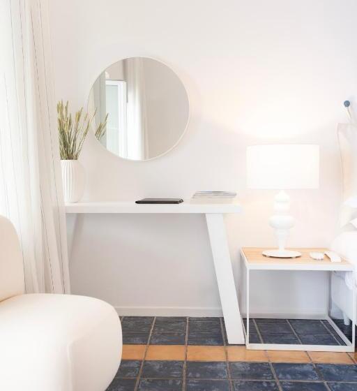 اتاق استاندارد با چشم‌انداز, Lilium Hotel Santorini