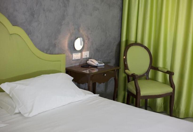 Номер Superior, Blue Relais Malpensa Lago Maggiore