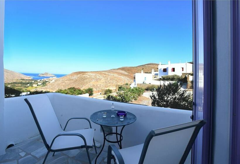 Студия Стандарт, Glafki Hotel Tinos