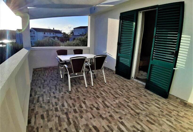 דירת חדר, Guesthouse Raffaello