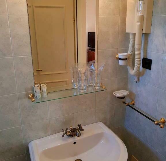 Люкс Deluxe Вид на Море, Villa Rava Hotel & Restaurant