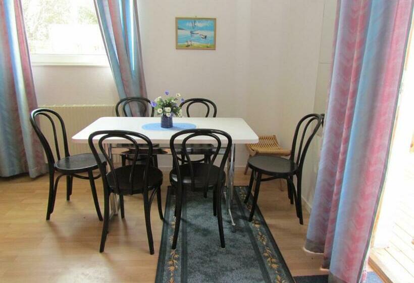 غرفة عائلية, Fleninge Classic Motel