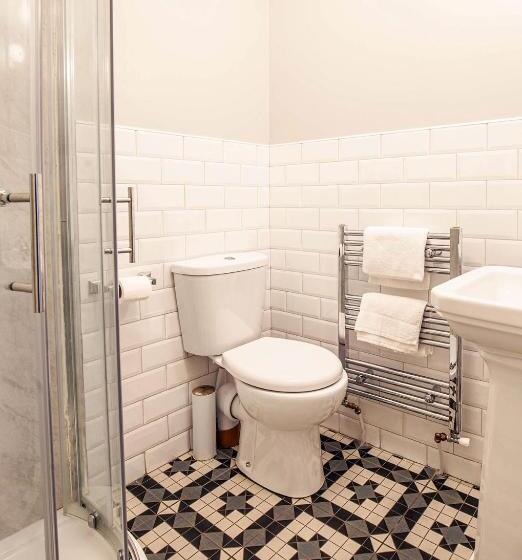 Standard room with outdoor bath, The Valley House