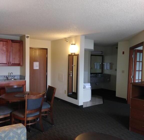 Люкс Премиум, Americinn By Wyndham Windsor Ft. Collins