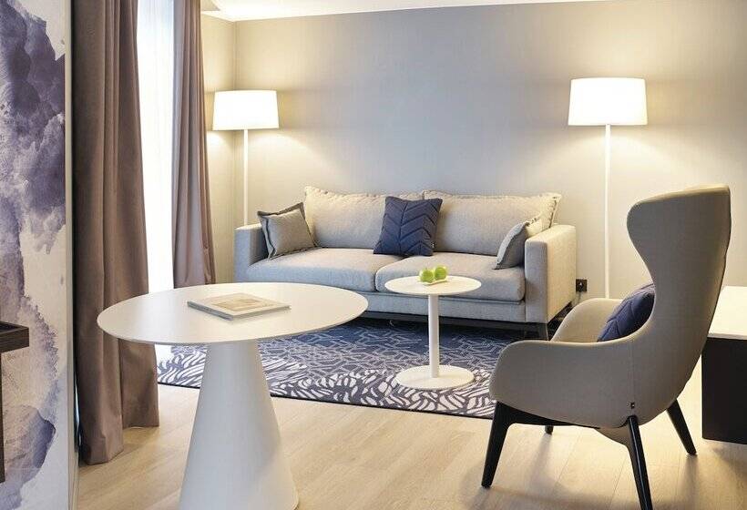 Полулюкс Одноместный с Террасой, Van Der Valk Hotel Spa