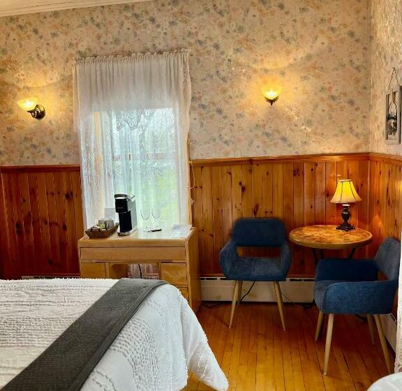 스탠다드 룸, Auberge L Intermède Du Lac