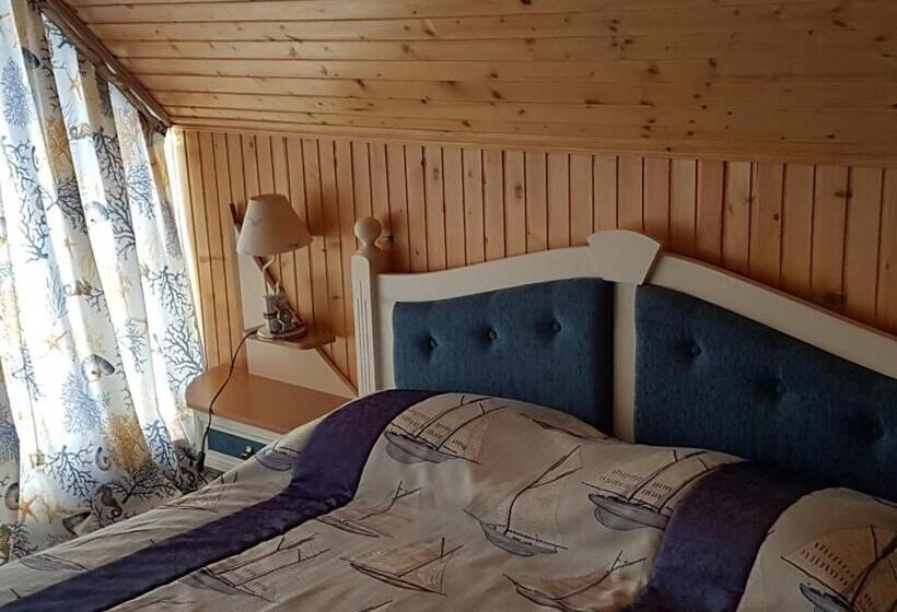 Номер Deluxe, панівецька садиба