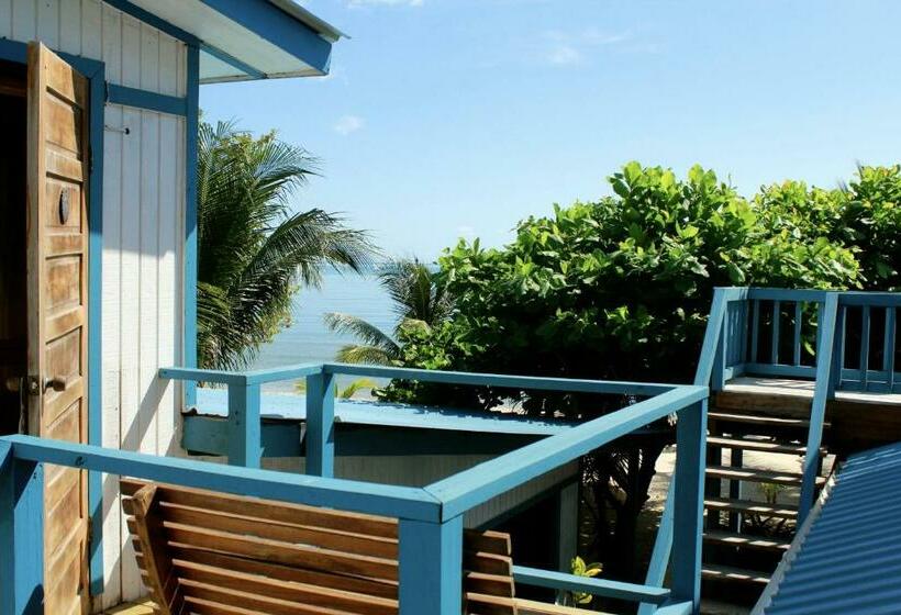 اتاق استاندارد با بالکن و چشم‌انداز دریا, Maya Beach