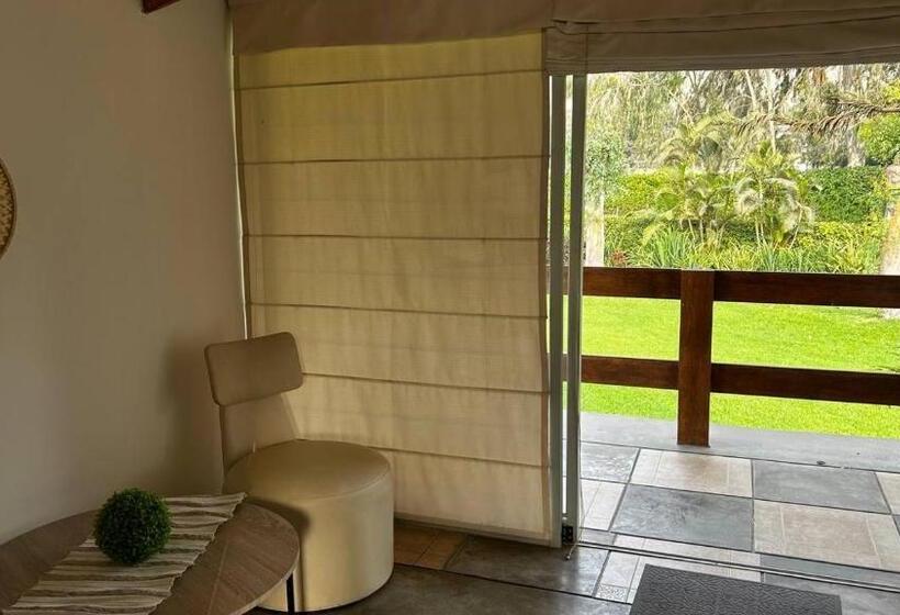 بانگلوی لوکس, Villas De Cieneguilla