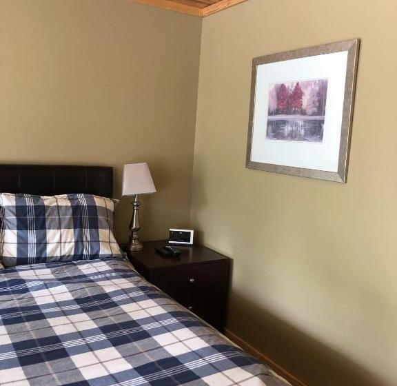 Номер Стандарт, Noble Motel