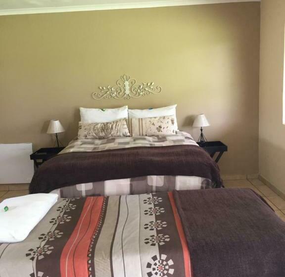 חדר משפחתי, Grace Country Retreat