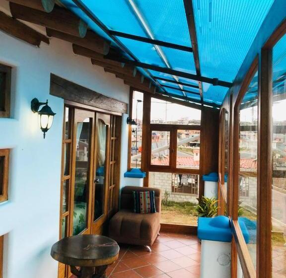 اتاق لوکس, Martita's House Hostal
