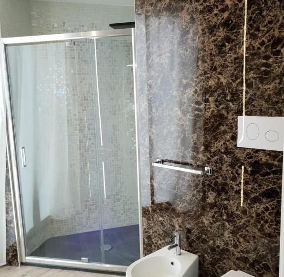 Люкс, Th Luxury Rooms