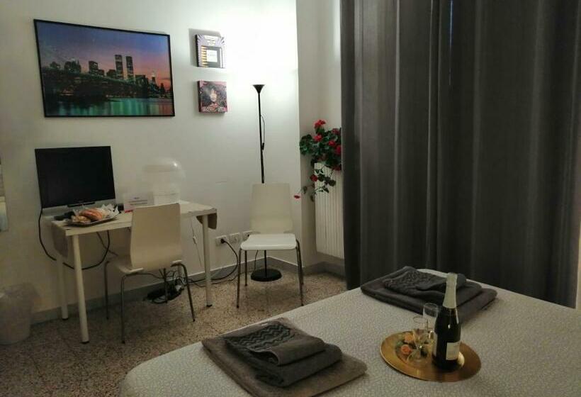 اتاق استاندارد با سرویس بهداشتی مشترک, Kalefati Palace Loc.turistica