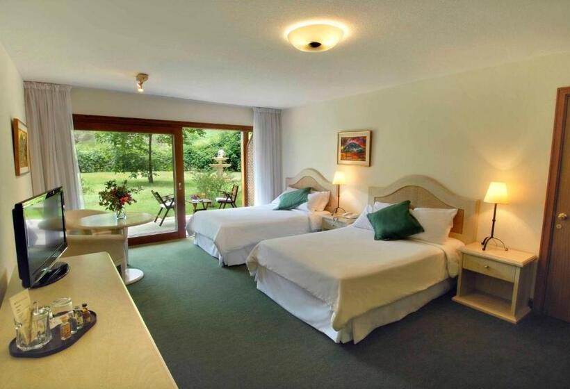 اتاق استاندارد با 2 تخت دوبل, Del Lago Golf & Art Resort
