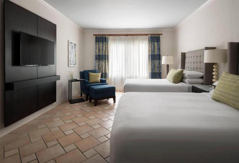 سوییت با چشم‌انداز دریا, St. Kitts Marriott Resort & The Royal Beach Casino