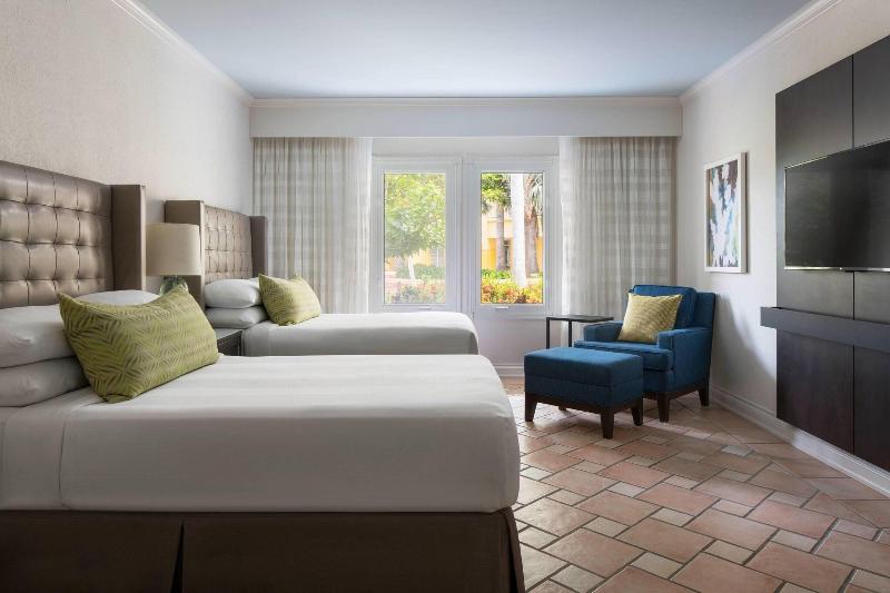 اتاق استاندارد با چشم‌انداز دریا, St. Kitts Marriott Resort & The Royal Beach Casino