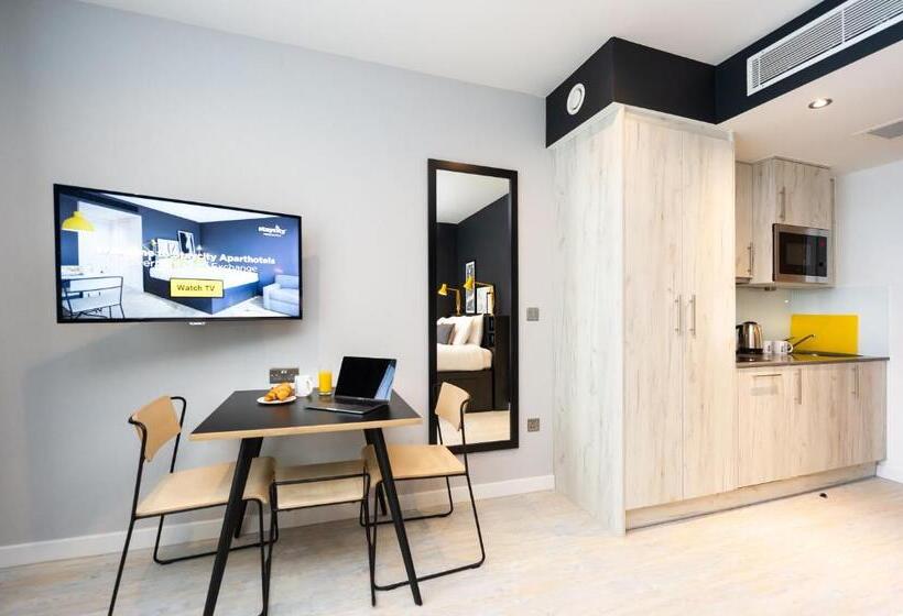 Студия Стандарт, Staycity Aparthotels Liverpool Waterfront