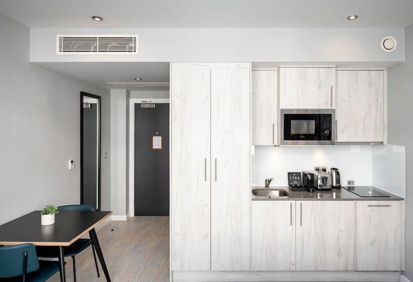 Студия Стандарт, Staycity Aparthotels Liverpool Waterfront