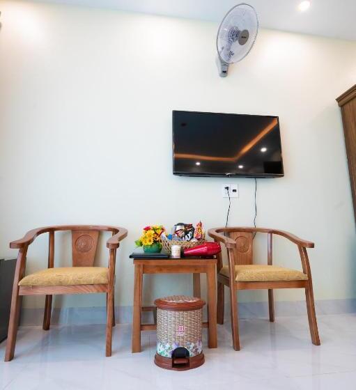 اتاق استاندارد با تخت بزرگ, Hoằng Minh