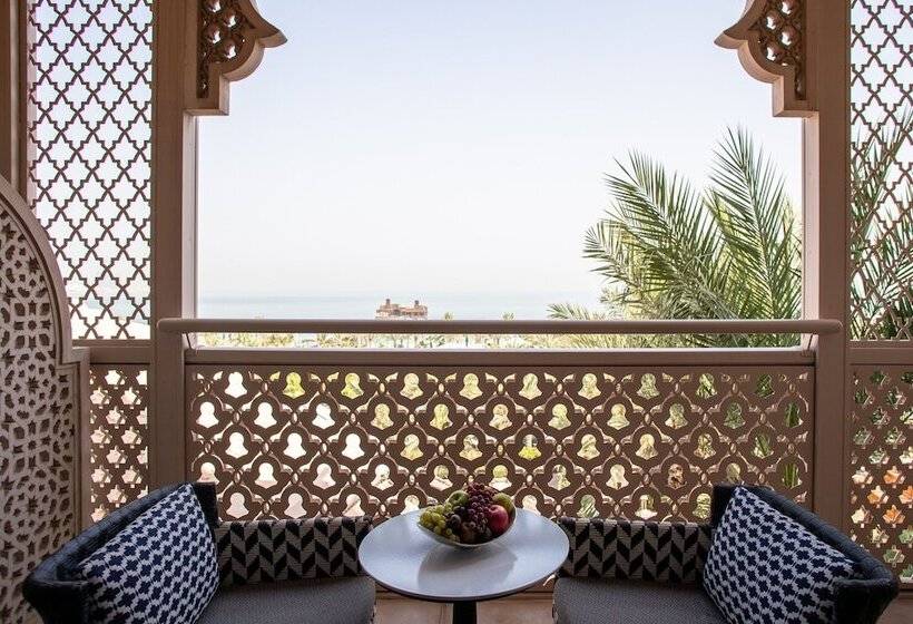 Номер Deluxe, Jumeirah Al Qasr Dubai