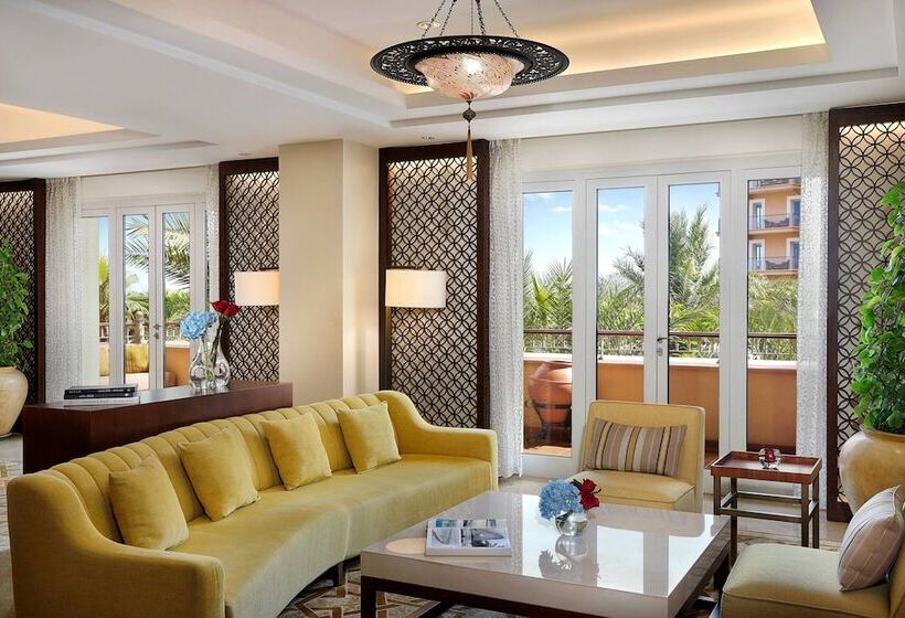 Люкс Клуб, The Ritz-Carlton, Dubai