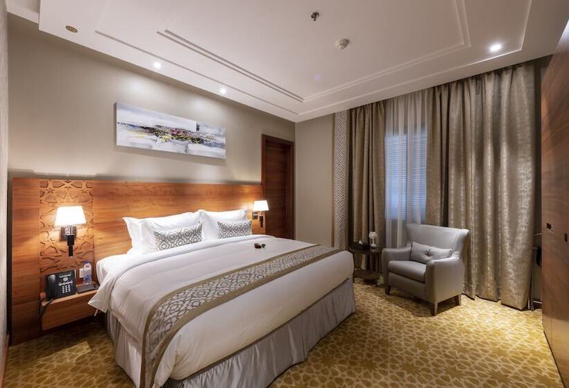 سوییت جونیور, Taj Jeddah Hotel Apartment