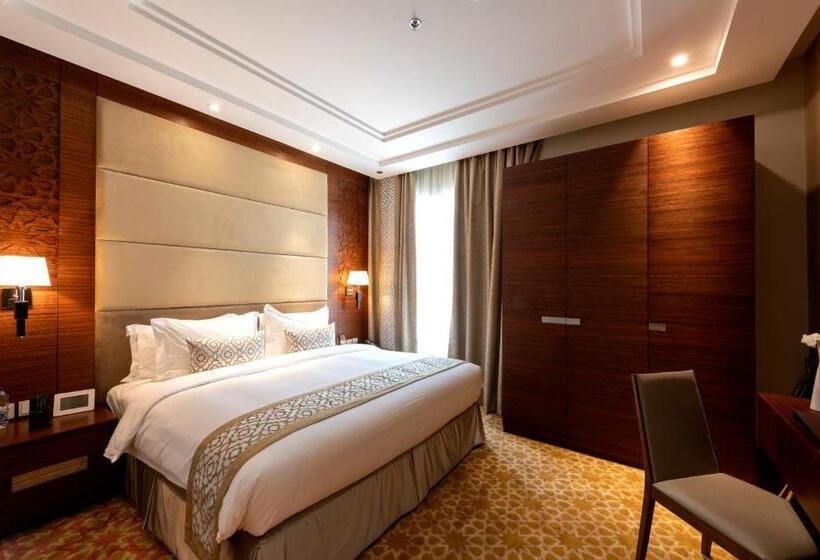 آپارتمان مدیریتی 2 خوابه, Taj Jeddah Hotel Apartment