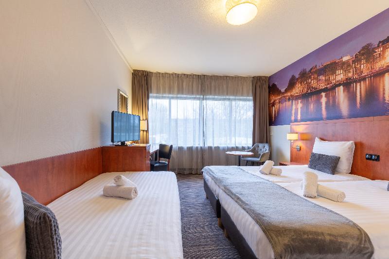 اتاق استاندارد سه نفره, New West Inn Amsterdam