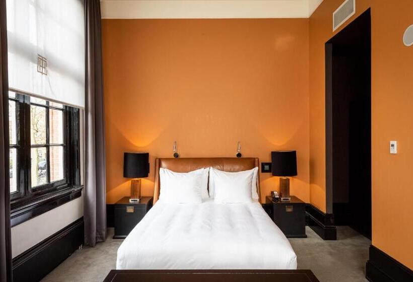 سوئیت جونیور با تخت بزرگ, The College Hotel Amsterdam, Autograph Collection