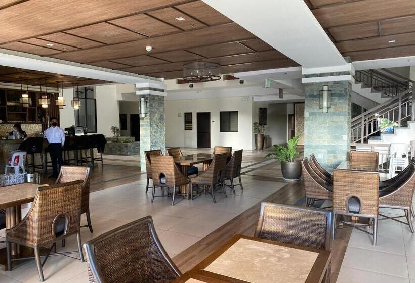 آپارتمان 1 خوابه با چشم‌انداز, Rosarich Homestay   Bristle Ridge Residences