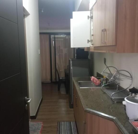 آپارتمان 1 خوابه با چشم‌انداز, Rosarich Homestay   Bristle Ridge Residences
