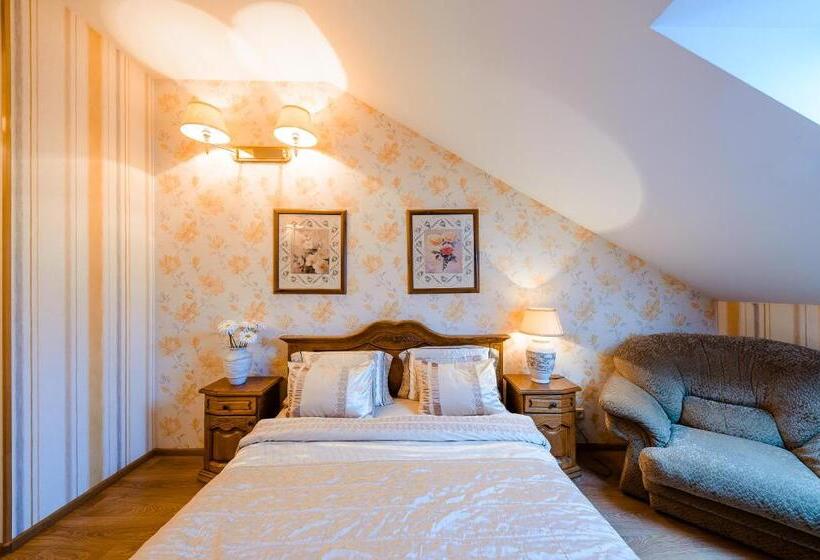 آپارتمان 2 خوابه, Khreschatyk Suites
