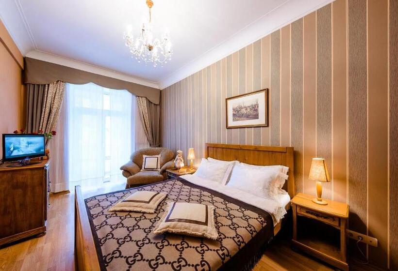 آپارتمان 2 خوابه, Khreschatyk Suites